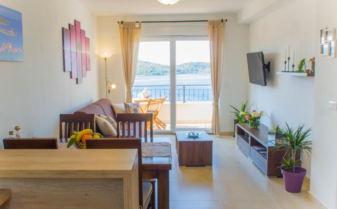 Apartment Sandra วิส ภายนอก รูปภาพ
