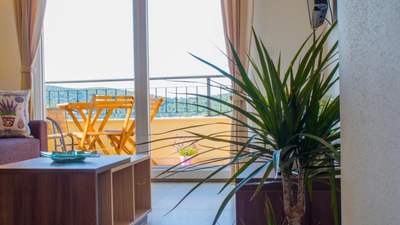 Apartment Sandra วิส ภายนอก รูปภาพ